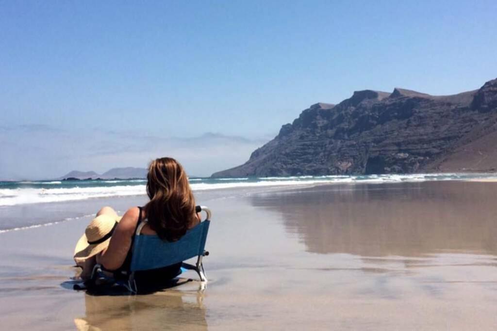 Lanzarote Famara Beach Exterior photo
