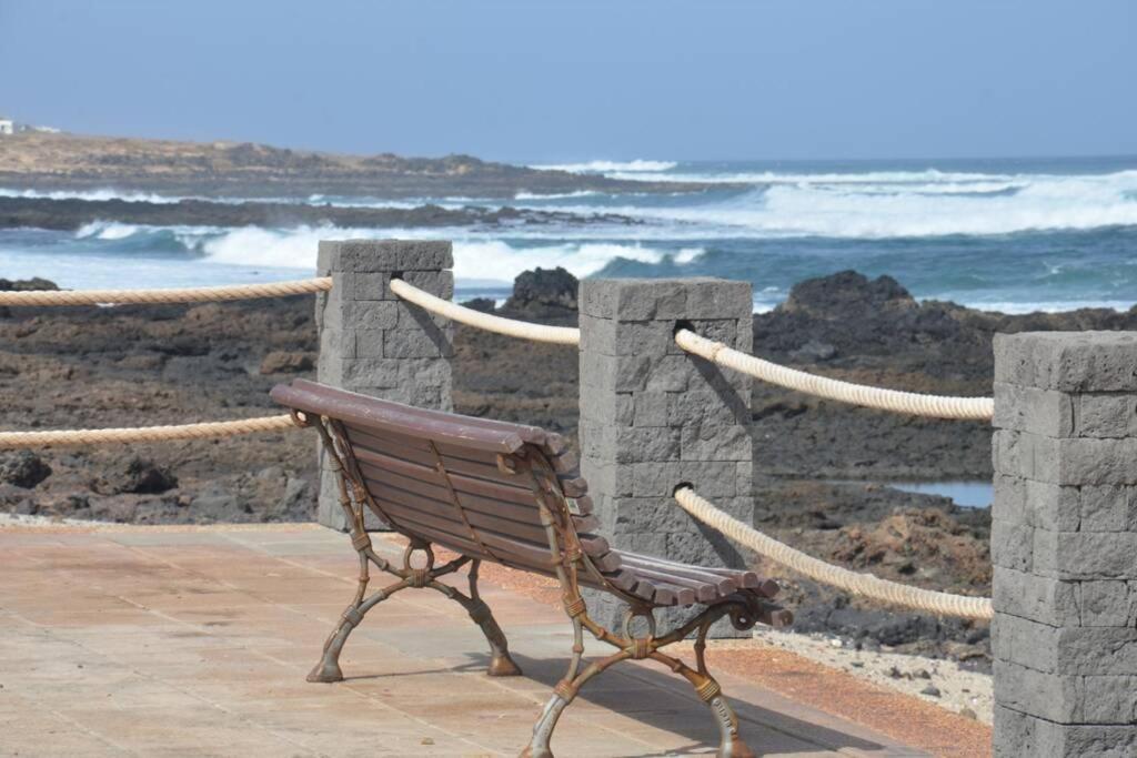 Lanzarote Famara Beach Exterior photo