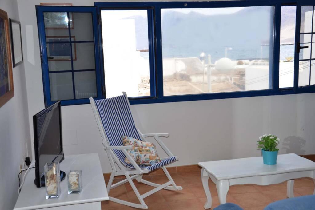 Lanzarote Famara Beach Exterior photo